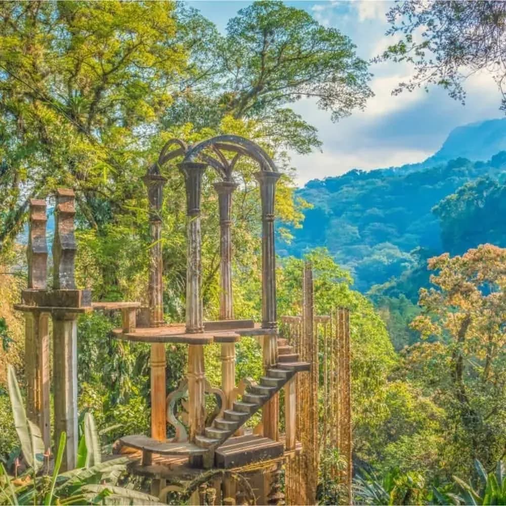 Your Guide to Xilitla, Mexico: Getting There, Safety, and Things to Do