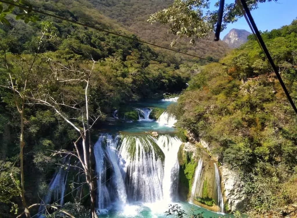 Cascada de Micos
