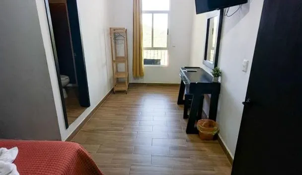 Céntrica habitación cama queen - Gran Nehtolli #6 - Sin Estacionamiento